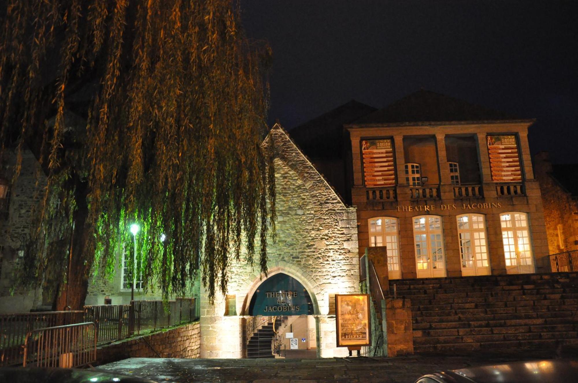 Cafe Hotel Du Theatre Dinan Luaran gambar